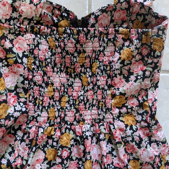 Summer top - Picture 4 of 6